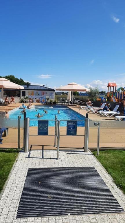 Klimatyzowany Blue , Parking Basen Sarbinowo